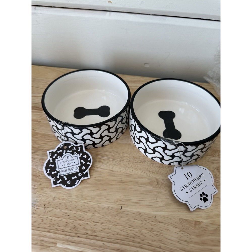 10 Strawberry Street HerringBONE Pattern Dog Bowl, Set of 2, Black, Small